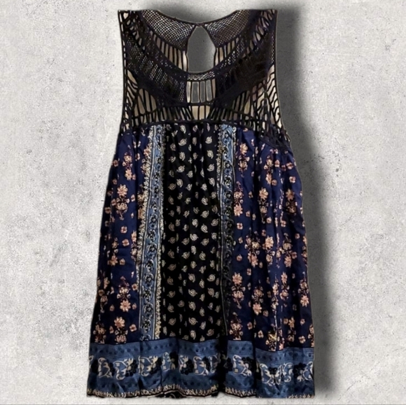 entro Tops - Entro LG Blue Floral Boho Sleeveless Tapestry Tunic Top